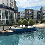 Cozy & Comfortable ! In The Heart Of Dallas
