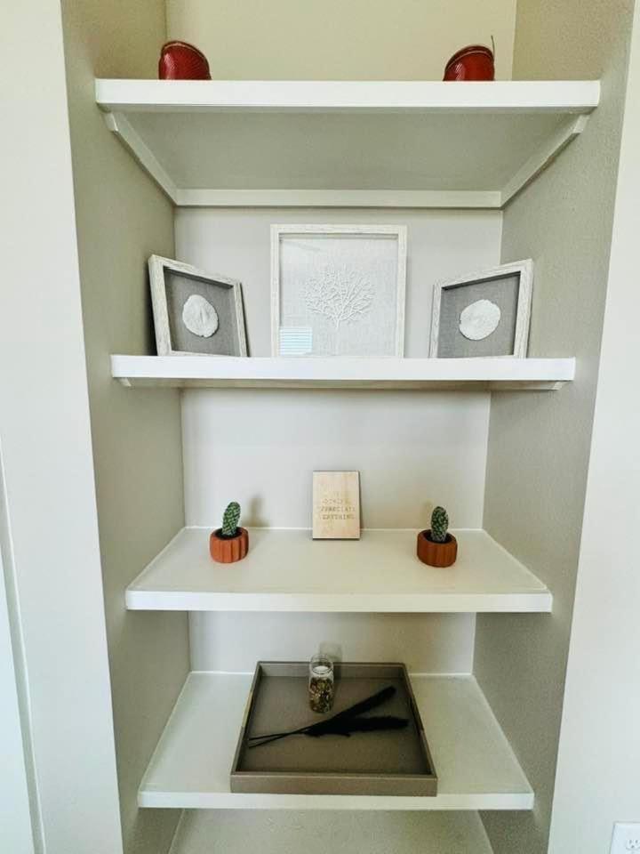 Cozy & Comfortable ! In The Heart Of Apartment